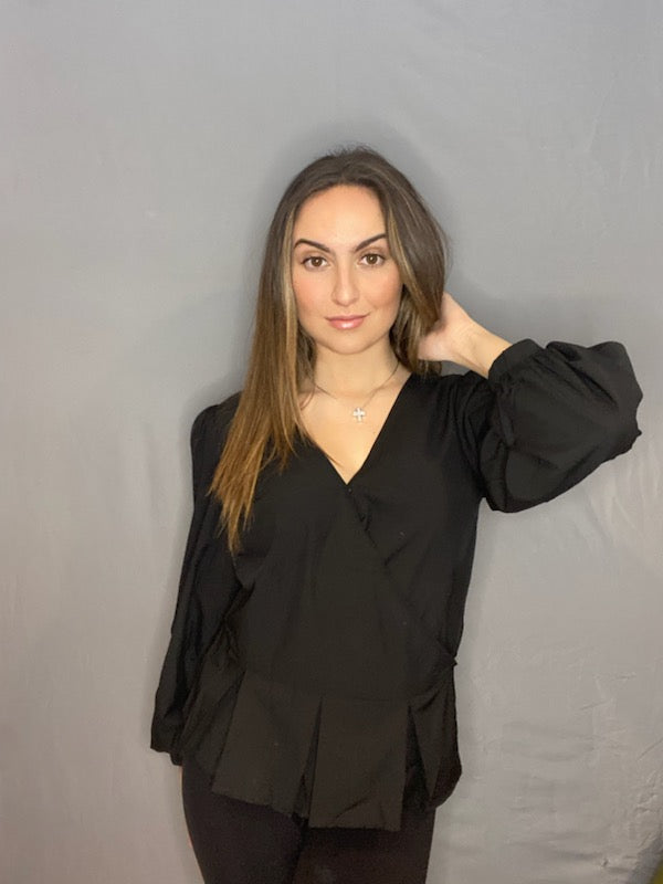 V neck blouse with belt