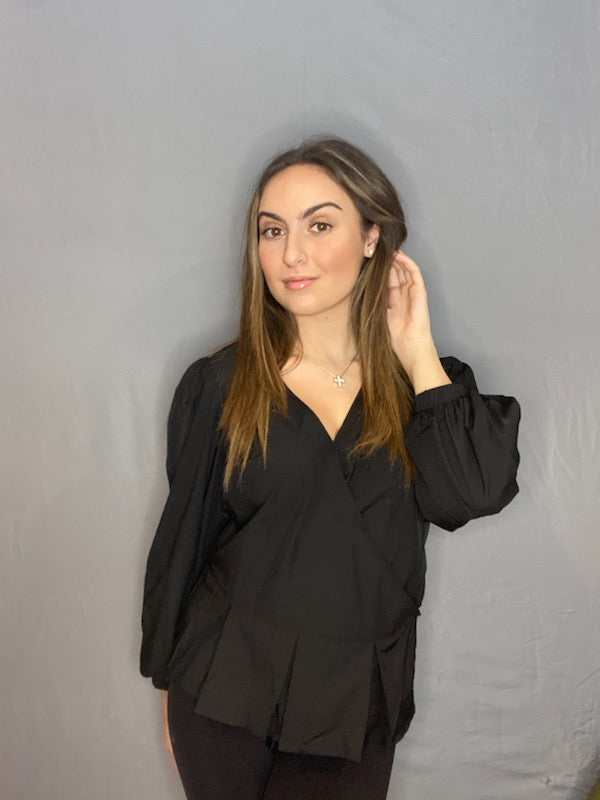 V neck blouse with belt