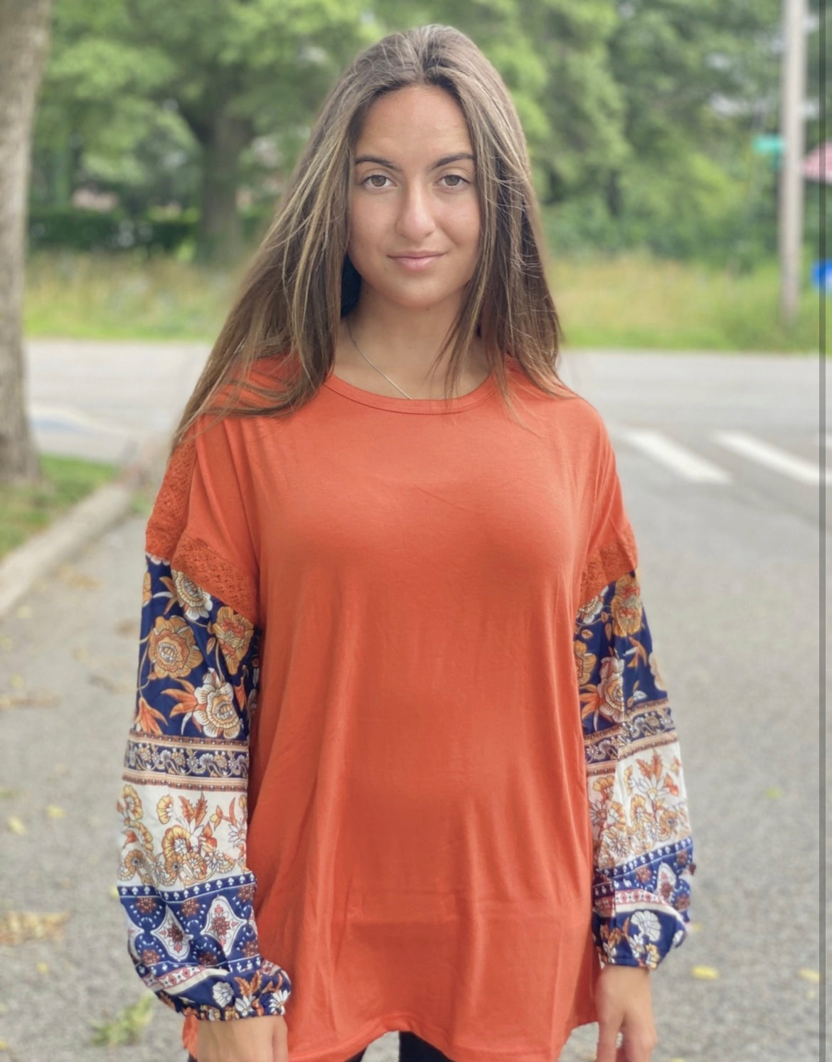 Long sleeve floral balloon sleeve top lace detail